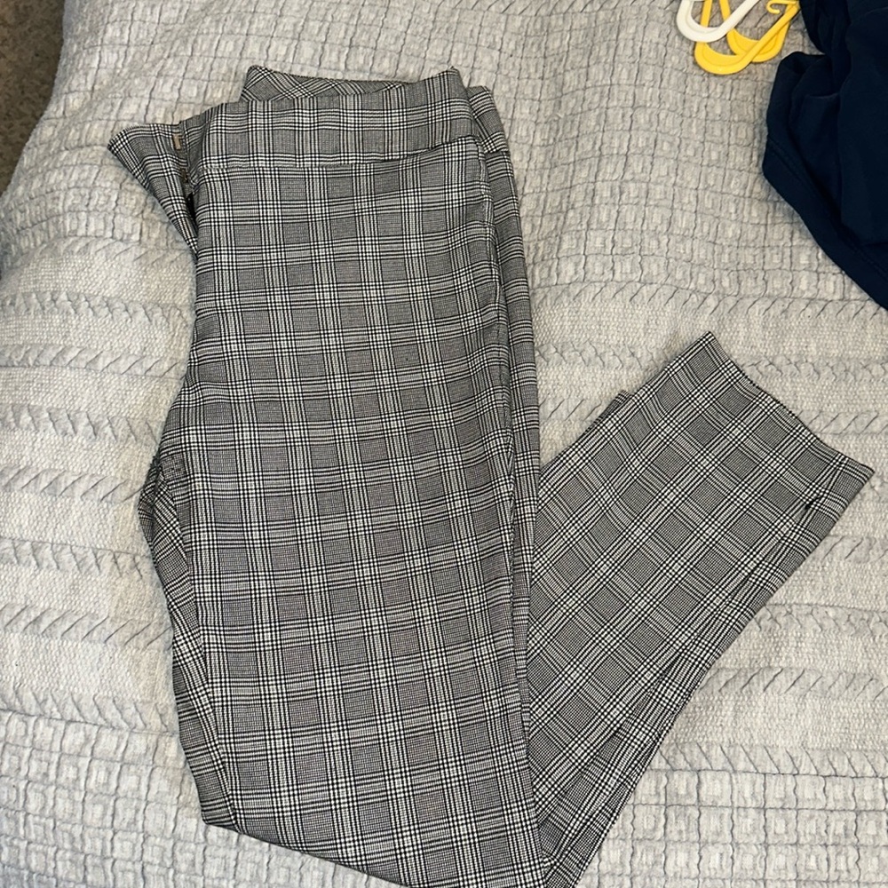 Women’s dress pants